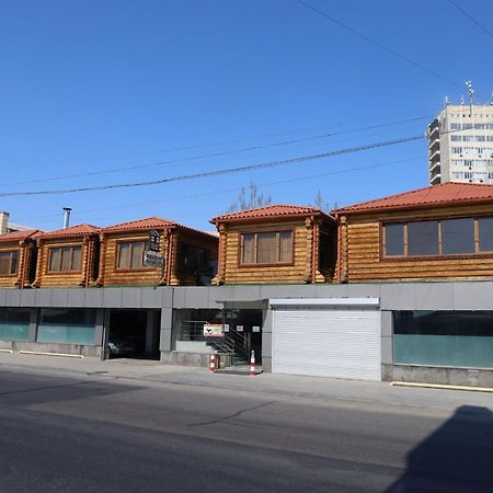 Tnak Hotel Erivan Exterior foto